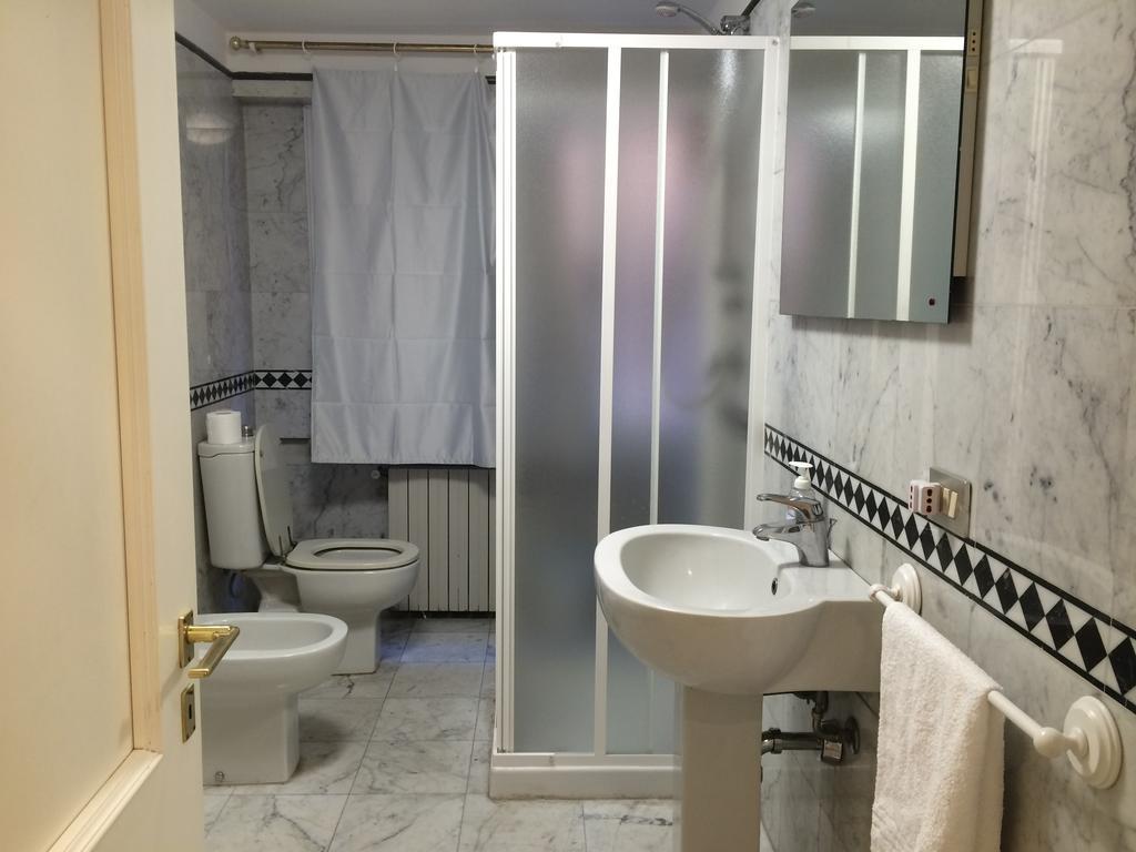Pisa Rooms For Rent Bagian luar foto